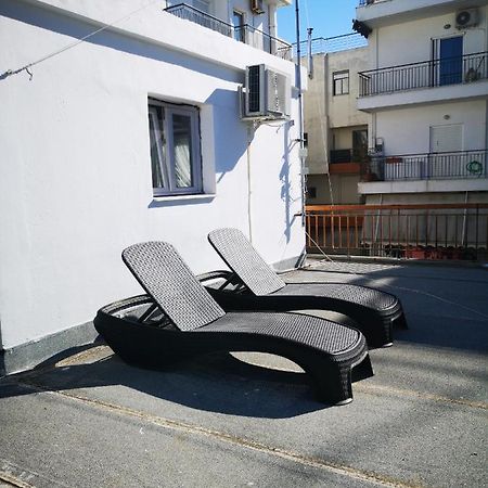 Explore Greece From Cozy City Centre Apartment Chalkida Exterior foto