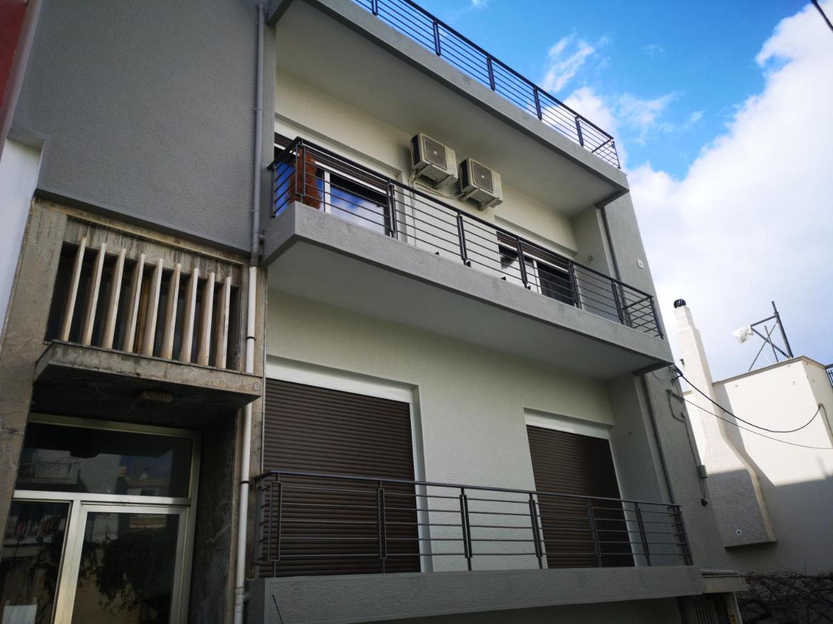 Explore Greece From Cozy City Centre Apartment Chalkida Exterior foto
